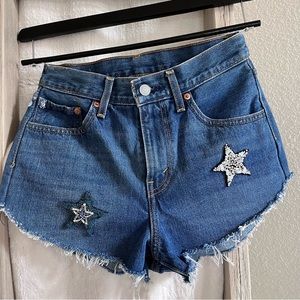 Levi jean shorts!
